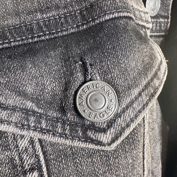 American Eagle black hooded denim jacket. Size XS - Picture 8 of 9